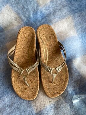 Aetrex Sandal size 9 Like New